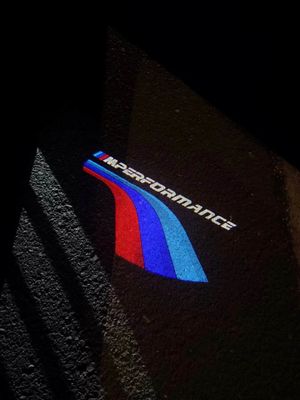 Proiettore di luce di benvenuto per porta di automobile LED per interni senza fili 6000K 12V per BMW