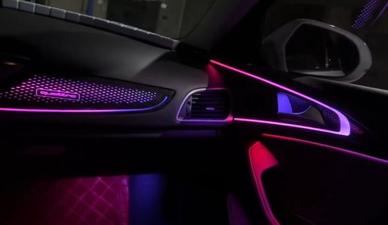 Luci ambientali Rainbow symphony dinamico Carbon fiber set in otto pezzi per Audi A6L ((2012-2018)