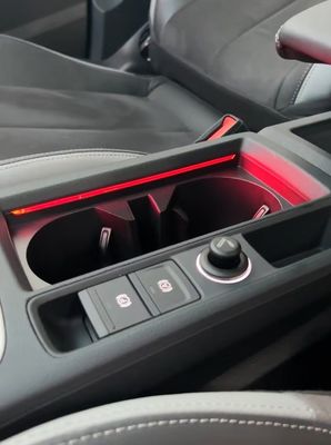 Luci ambientali Sinfonia arcobaleno dinamico Pannello trim passeggeri + Radium intaglio quattro porte per Audi Q3 (2019-2023)