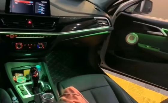 چراغ های محیطی LED RGB+شبکه رنگ متوسط برای BMW X1 ((نسخه سه محفظه)) ((2016-2023)