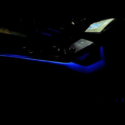 Inizia a illuminare l'ambiente per Land Rover (pp. 17-22)